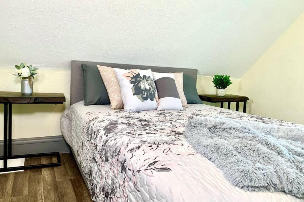 5Br Niagara Getaway Prime Location-Sleeps 10 Villa Niagara Falls Eksteriør bilde