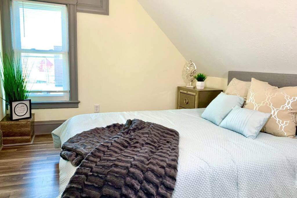 5Br Niagara Getaway Prime Location-Sleeps 10 Villa Niagara Falls Eksteriør bilde